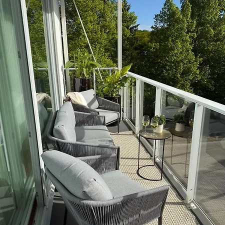 Апартаменты Seaside With Free Parking, Big Balcony Пярну