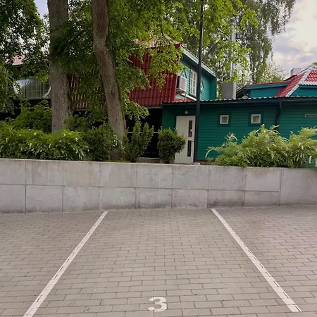 Seaside With Free Parking, Big Balcony Apartman *