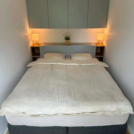Seaside With Free Parking, Big Balcony * Pärnu