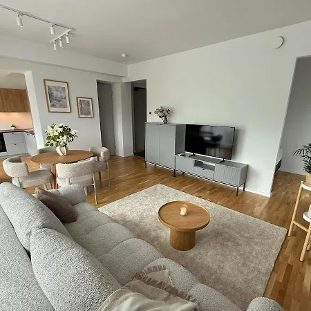 Apartman Seaside With Free Parking, Big Balcony Pärnu